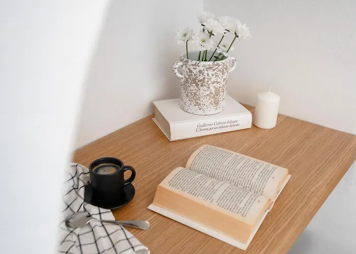 Casa La Saracena * 오스투니