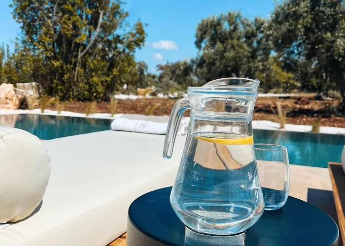 Casa La Saracena * 오스투니